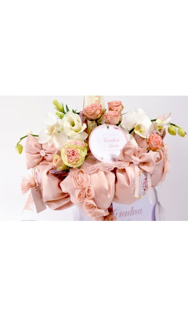 Trusou de botez regal pentru fetite tematica florala, Mica printesa 25